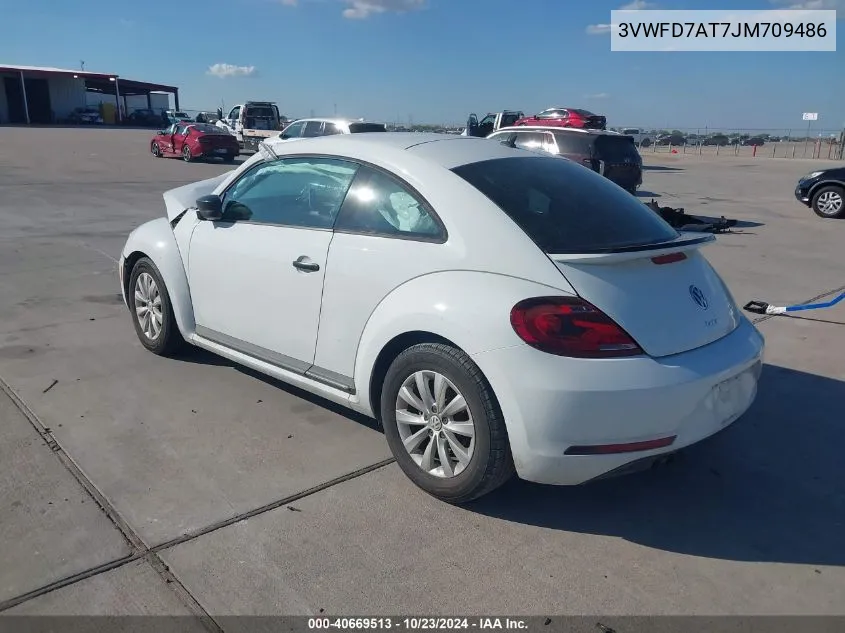 2018 Volkswagen Beetle 2.0T Coast/2.0T S VIN: 3VWFD7AT7JM709486 Lot: 40669513