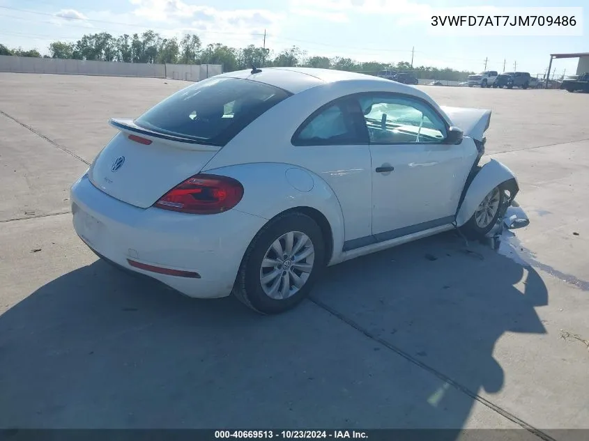 2018 Volkswagen Beetle 2.0T Coast/2.0T S VIN: 3VWFD7AT7JM709486 Lot: 40669513