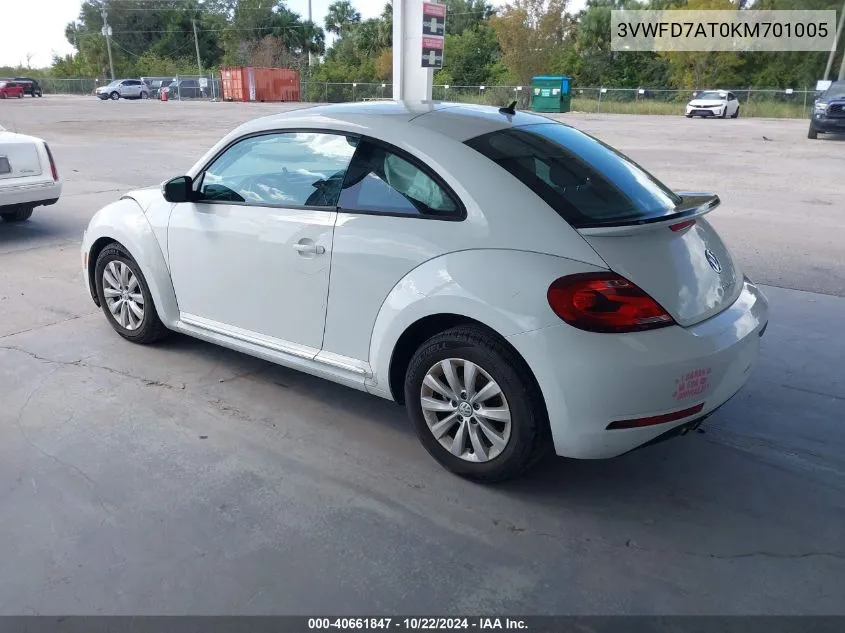 2019 Volkswagen Beetle 2.0T Final Edition Se/2.0T Final Edition Sel/2.0T S VIN: 3VWFD7AT0KM701005 Lot: 40661847