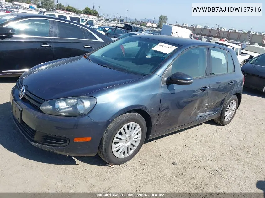 2013 Volkswagen Golf 2.5L 4-Door VIN: WVWDB7AJ1DW137916 Lot: 40186358