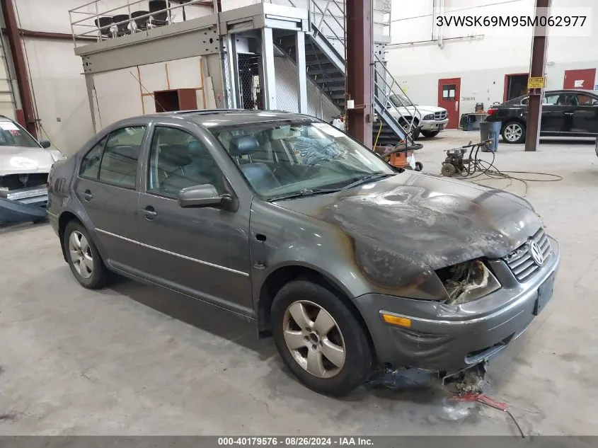 3VWSK69M95M062977 2005 Volkswagen Jetta Gls 2.0L