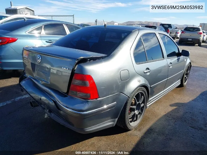 2005 Volkswagen Jetta Gli 1.8T VIN: 3VWSE69M25M053982 Lot: 40807436