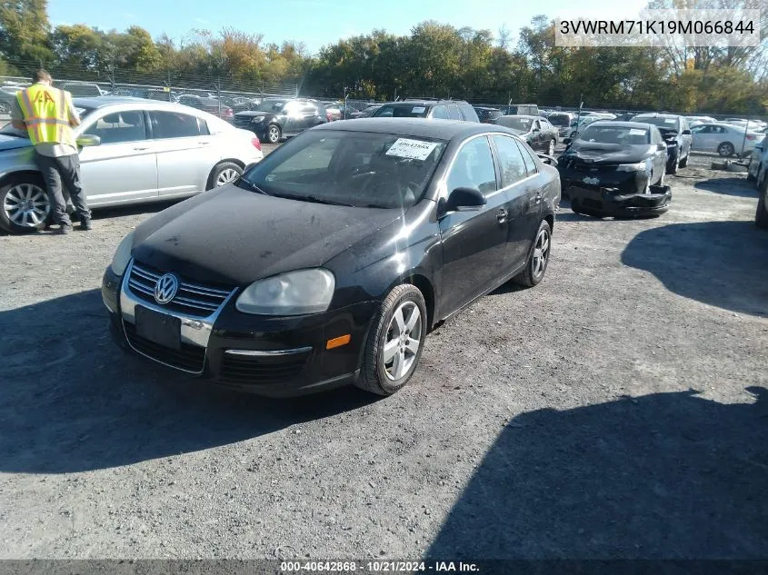 2009 Volkswagen Jetta Se/Sel VIN: 3VWRM71K19M066844 Lot: 40642868