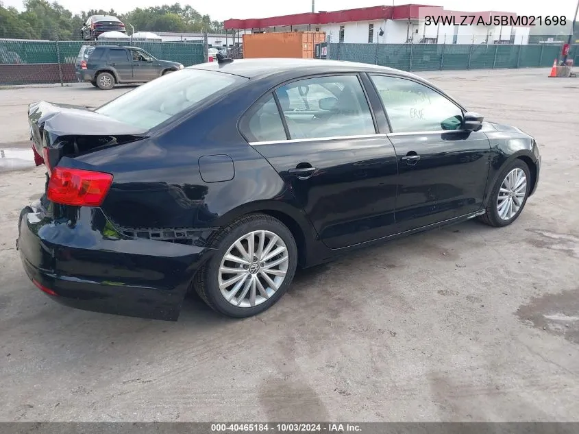 2011 Volkswagen Jetta 2.5L Sel VIN: 3VWLZ7AJ5BM021698 Lot: 40465184