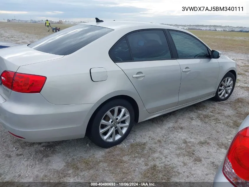 3VWDX7AJ5BM340111 2011 Volkswagen Jetta Se