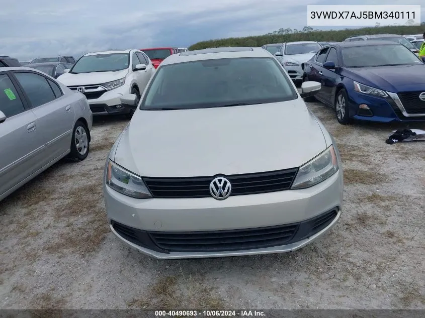 3VWDX7AJ5BM340111 2011 Volkswagen Jetta Se