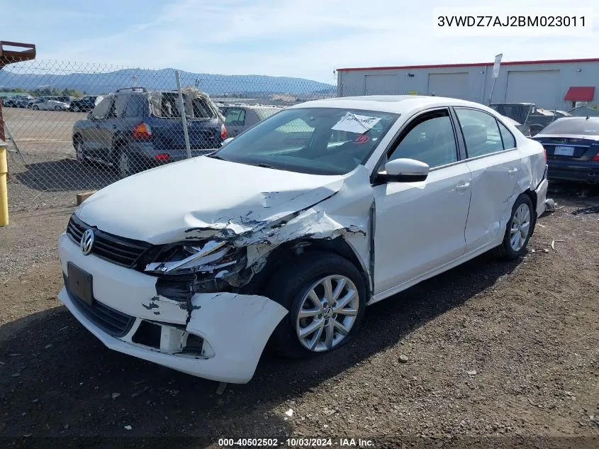 3VWDZ7AJ2BM023011 2011 Volkswagen Jetta 2.5L Se