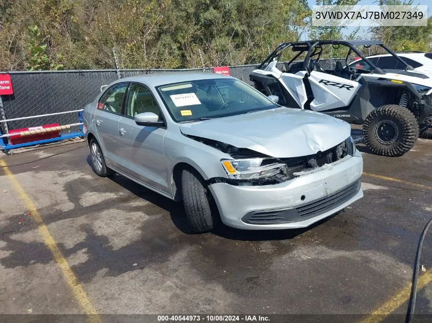 3VWDX7AJ7BM027349 2011 Volkswagen Jetta 2.5L Se