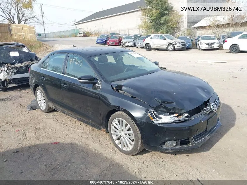 2011 Volkswagen Jetta 2.5L Sel VIN: 3VWLX7AJ9BM326742 Lot: 40717643