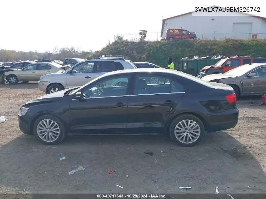 2011 Volkswagen Jetta 2.5L Sel VIN: 3VWLX7AJ9BM326742 Lot: 40717643