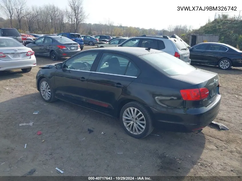 2011 Volkswagen Jetta 2.5L Sel VIN: 3VWLX7AJ9BM326742 Lot: 40717643