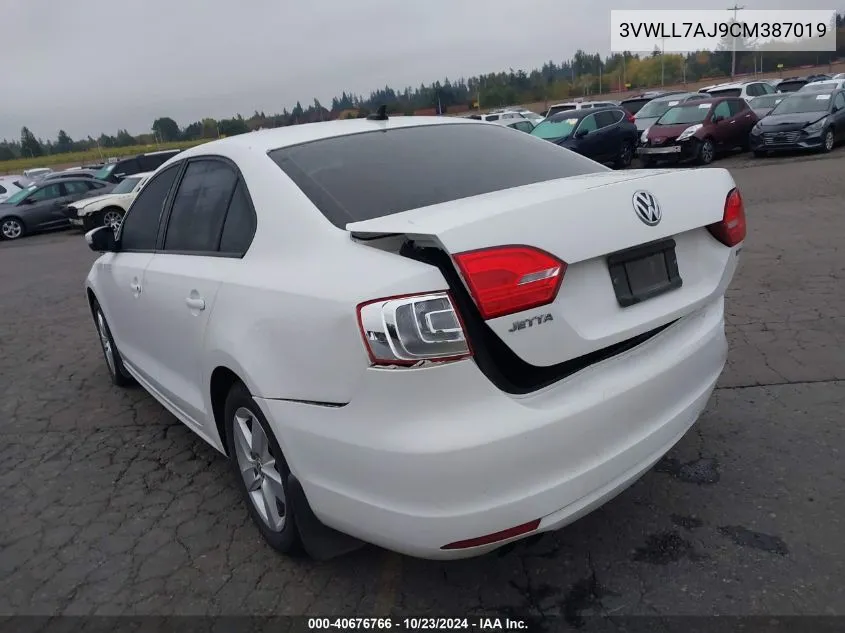 2012 Volkswagen Jetta 2.0L Tdi VIN: 3VWLL7AJ9CM387019 Lot: 40676766