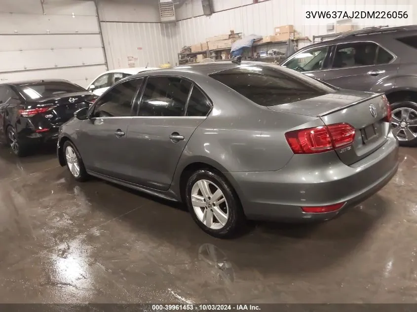 3VW637AJ2DM226056 2013 Volkswagen Jetta Hybrid Sel