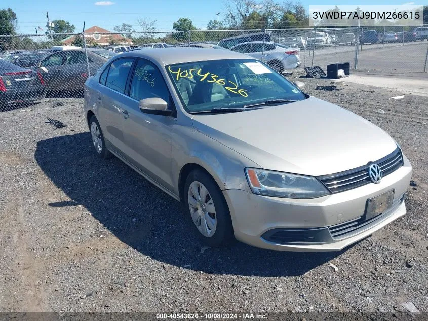 2013 Volkswagen Jetta 2.5L Se VIN: 3VWDP7AJ9DM266615 Lot: 40543626