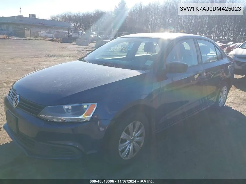 2013 Volkswagen Jetta 2.0L S VIN: 3VW1K7AJ0DM425023 Lot: 40818306