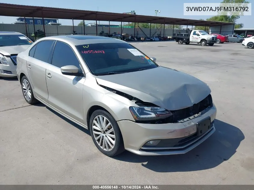 2015 Volkswagen Jetta 1.8T Se VIN: 3VWD07AJ9FM316792 Lot: 40556148