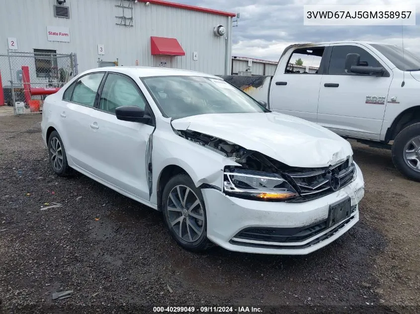 3VWD67AJ5GM358957 2016 Volkswagen Jetta 1.4T Se