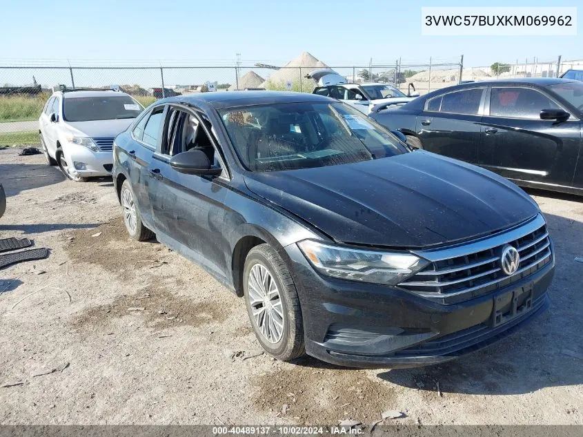 2019 Volkswagen Jetta 1.4T R-Line/1.4T S/1.4T Se VIN: 3VWC57BUXKM069962 Lot: 40489137