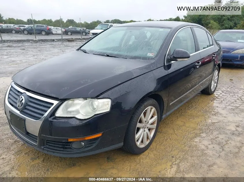 2010 Volkswagen Passat Komfort VIN: WVWJM7AN9AE092709 Lot: 40466637