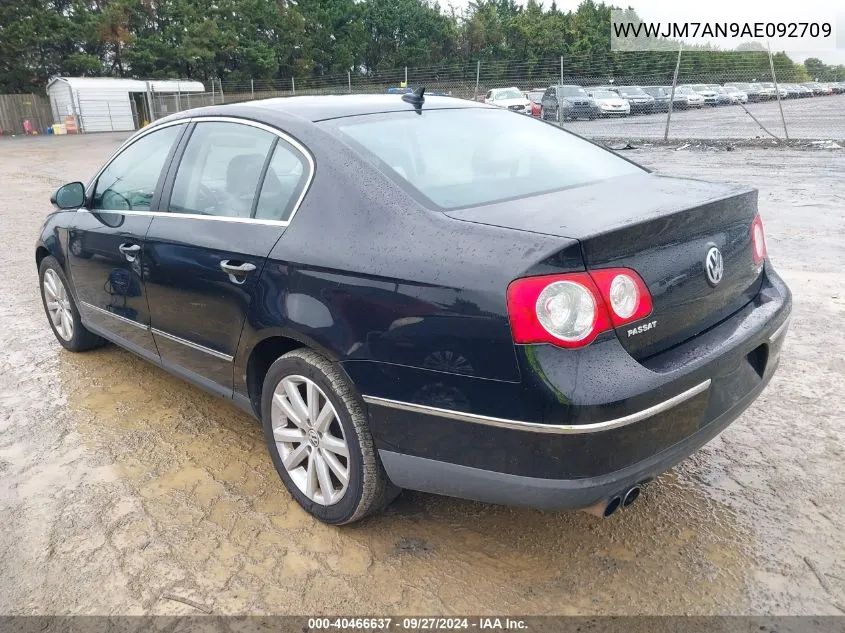 2010 Volkswagen Passat Komfort VIN: WVWJM7AN9AE092709 Lot: 40466637