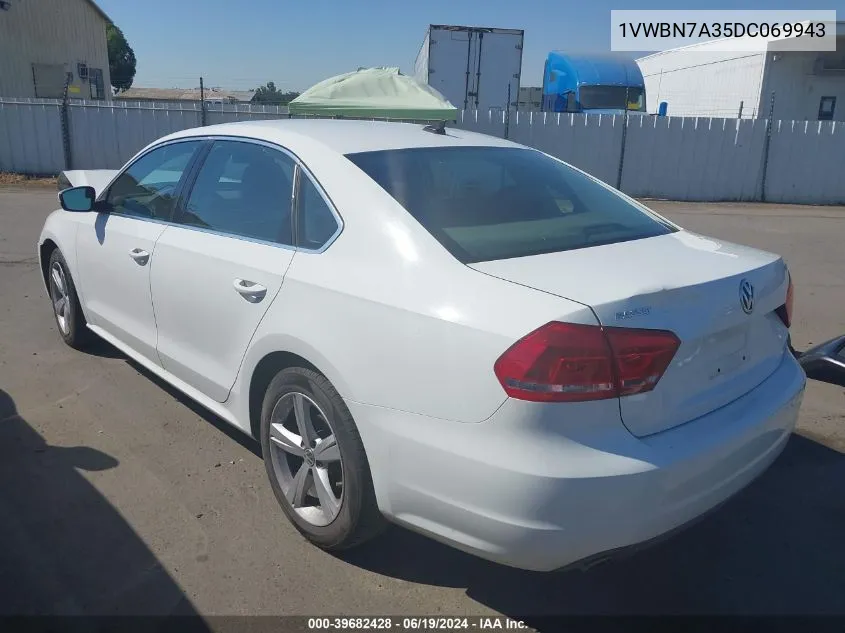 1VWBN7A35DC069943 2013 Volkswagen Passat 2.0L Tdi Se