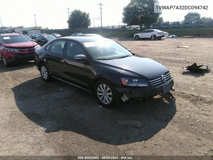 2013 Volkswagen Passat 2.5L S VIN: 1VWAP7A32DC094742 Lot: 40022953