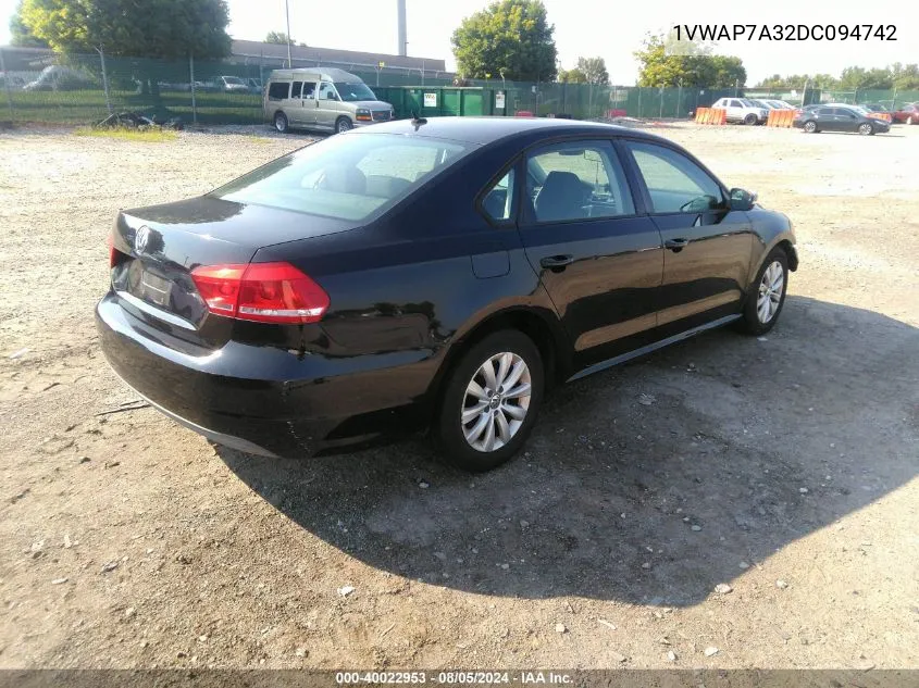 2013 Volkswagen Passat 2.5L S VIN: 1VWAP7A32DC094742 Lot: 40022953