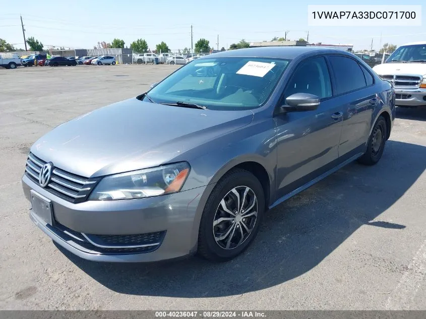 2013 Volkswagen Passat 2.5L S VIN: 1VWAP7A33DC071700 Lot: 40236047