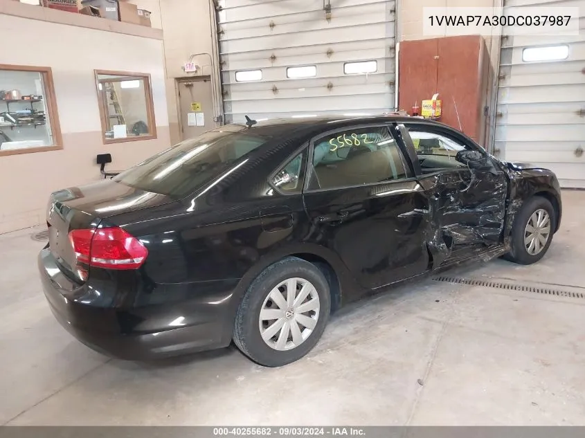 2013 Volkswagen Passat 2.5L S VIN: 1VWAP7A30DC037987 Lot: 40255682