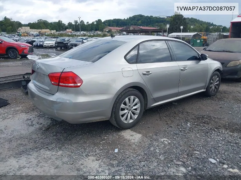 2013 Volkswagen Passat 2.5L S VIN: 1VWAP7A37DC087057 Lot: 40380307