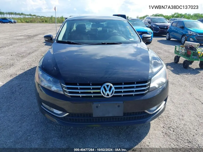 2013 Volkswagen Passat 2.0L Tdi Se VIN: 1VWBN7A38DC137023 Lot: 40477264