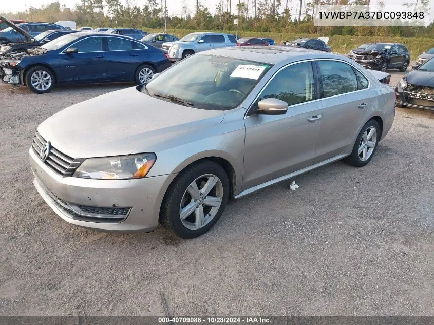 2013 Volkswagen Passat 2.5L Se VIN: 1VWBP7A37DC093848 Lot: 40709088