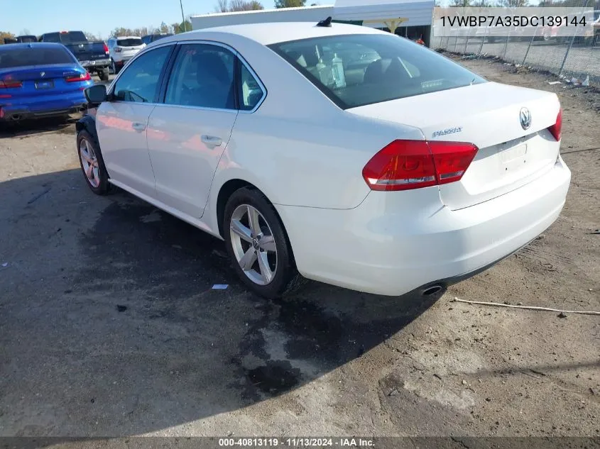 2013 Volkswagen Passat Se W/Sunroof VIN: 1VWBP7A35DC139144 Lot: 40813119