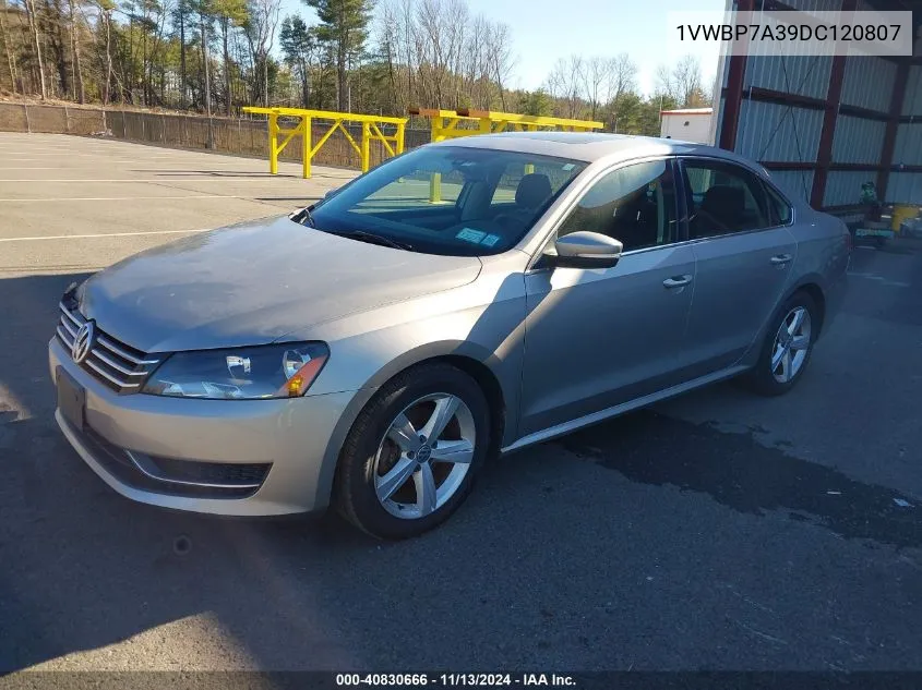 2013 Volkswagen Passat Se W/Sunroof VIN: 1VWBP7A39DC120807 Lot: 40830666