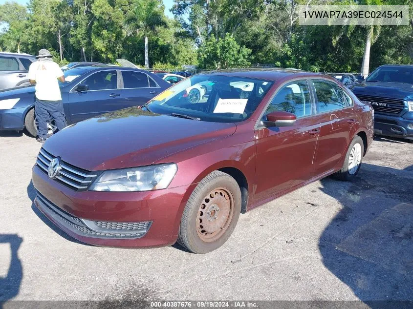 2014 Volkswagen Passat 2.5L S VIN: 1VWAP7A39EC024544 Lot: 40387676