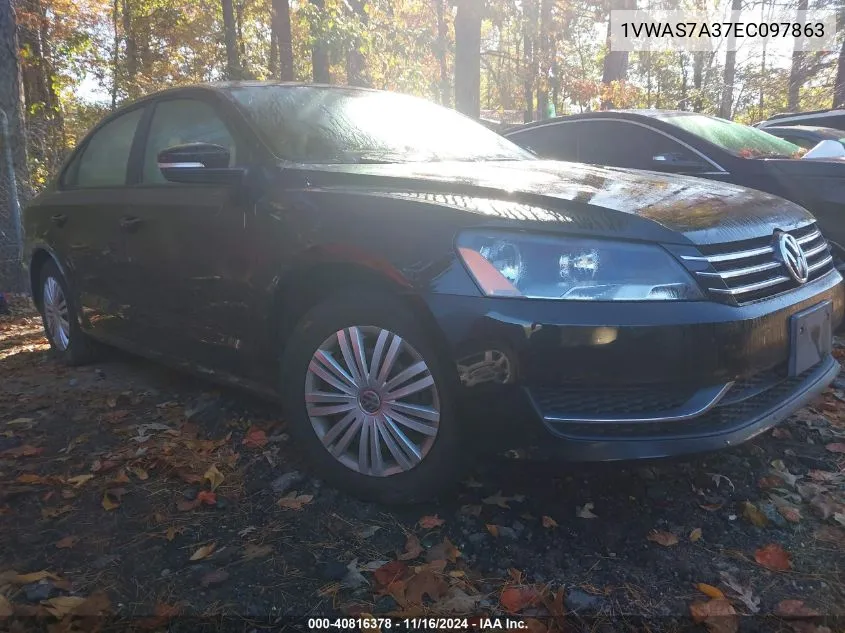 2014 Volkswagen Passat 1.8T S VIN: 1VWAS7A37EC097863 Lot: 40816378