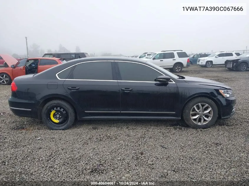 2016 Volkswagen Passat 1.8T S VIN: 1VWAT7A39GC067666 Lot: 40684667