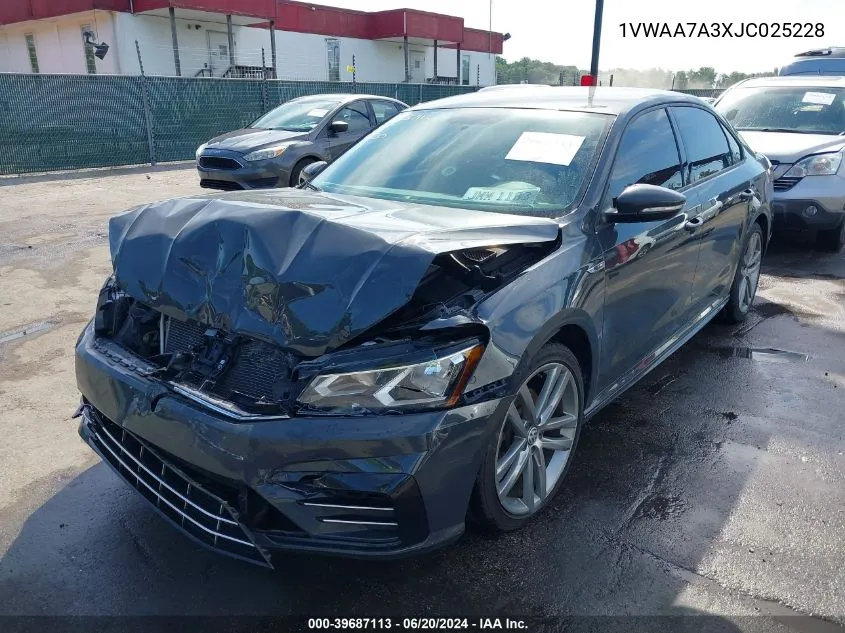 2018 Volkswagen Passat 2.0T R-Line/2.0T S VIN: 1VWAA7A3XJC025228 Lot: 39687113