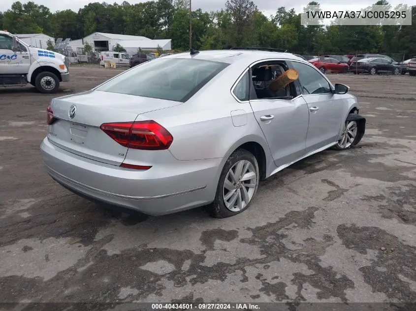 2018 Volkswagen Passat 2.0T Se VIN: 1VWBA7A37JC005295 Lot: 40434501