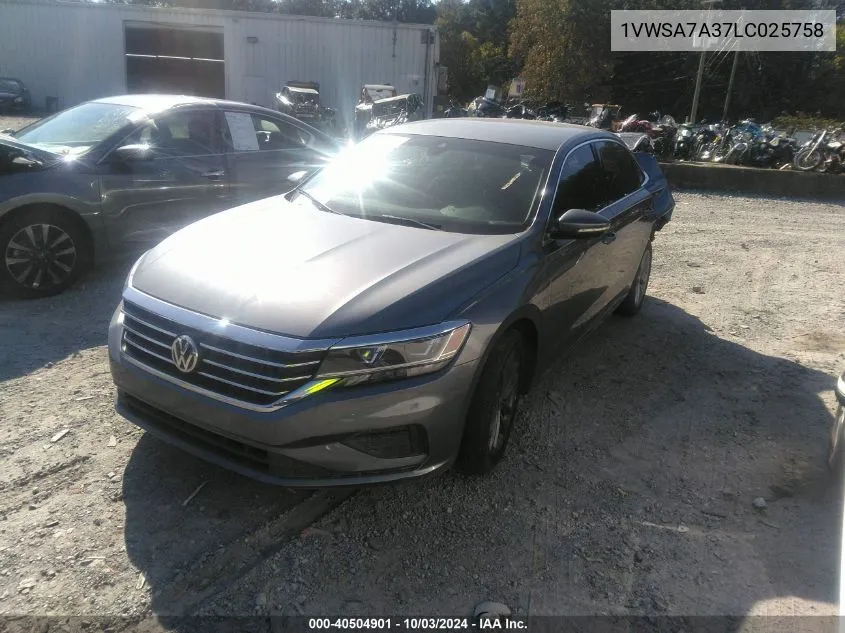 1VWSA7A37LC025758 2020 Volkswagen Passat 2.0T Se