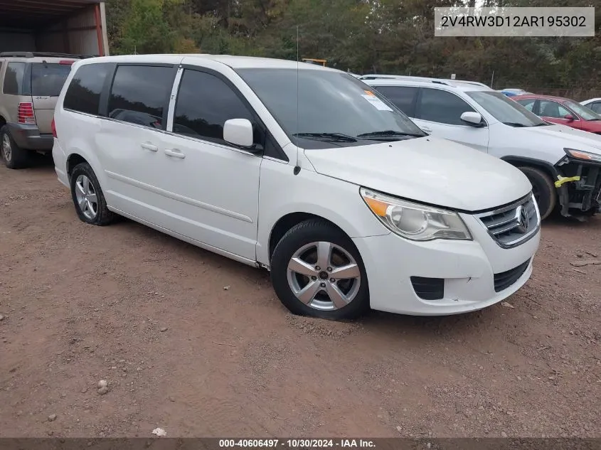 2V4RW3D12AR195302 2010 Volkswagen Routan Se