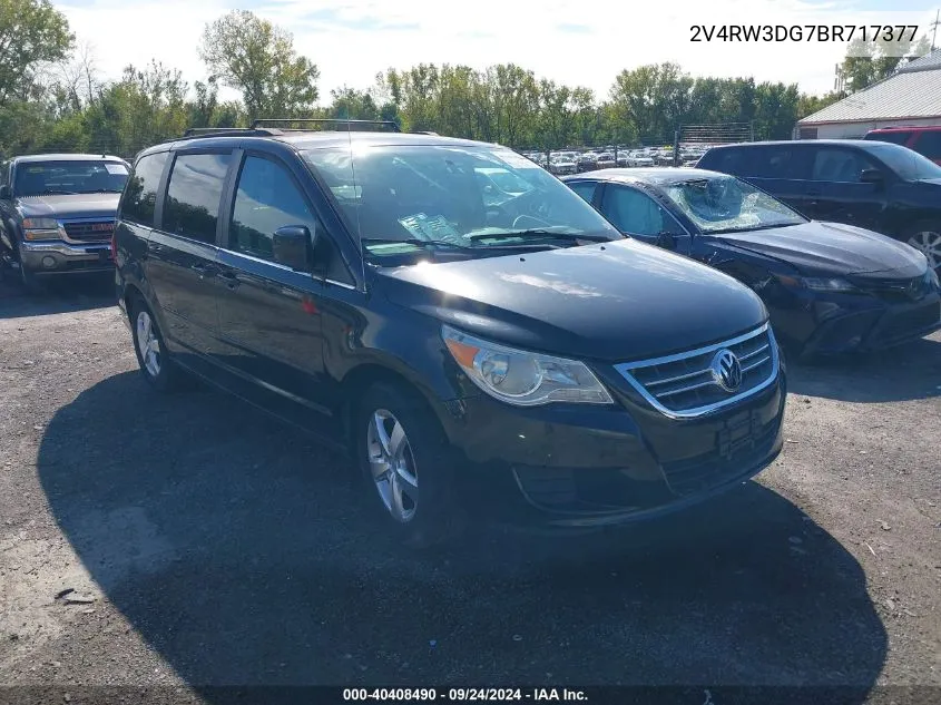 2011 Volkswagen Routan Se VIN: 2V4RW3DG7BR717377 Lot: 40408490