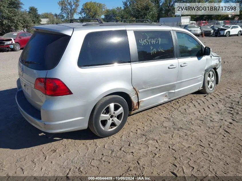 2V4RW3DG1BR717598 2011 Volkswagen Routan Se