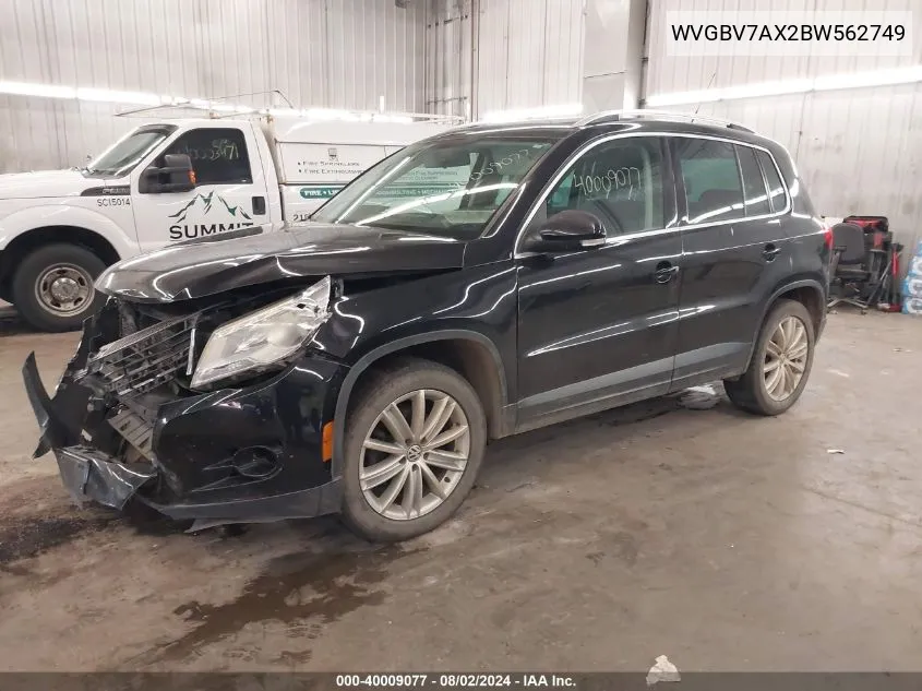 WVGBV7AX2BW562749 2011 Volkswagen Tiguan Se