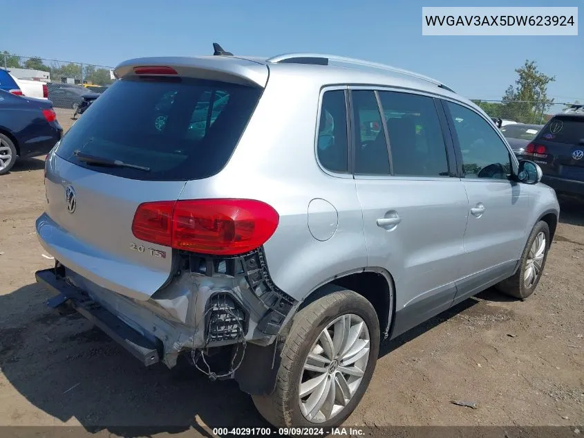 WVGAV3AX5DW623924 2013 Volkswagen Tiguan Se