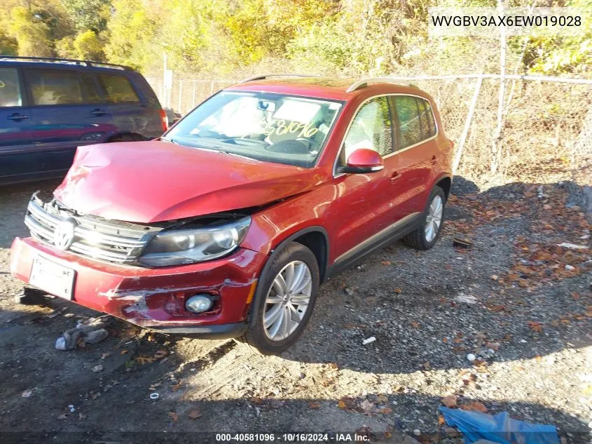 2014 Volkswagen Tiguan R-Line/S/Se/Sel VIN: WVGBV3AX6EW019028 Lot: 40581096