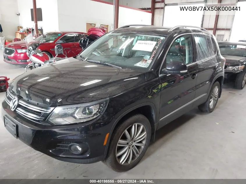 WVGBV7AX5GK000441 2016 Volkswagen Tiguan Se