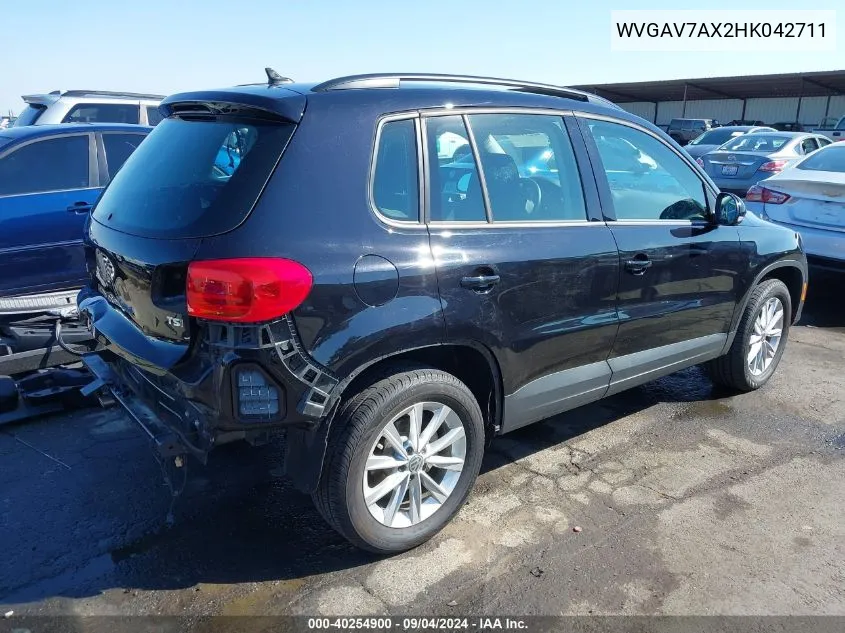 2017 Volkswagen Tiguan 2.0T/2.0T S VIN: WVGAV7AX2HK042711 Lot: 40254900