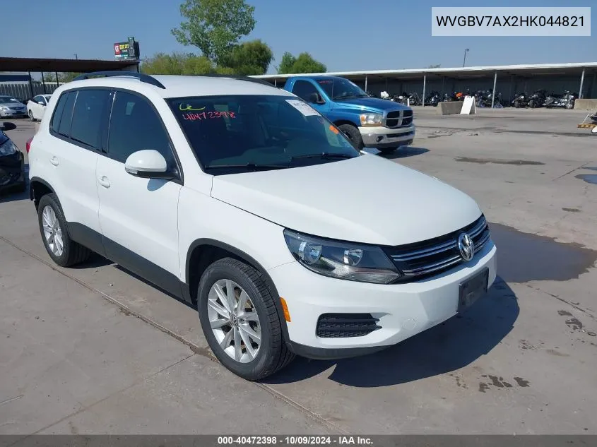 2017 Volkswagen Tiguan 2.0T/S VIN: WVGBV7AX2HK044821 Lot: 40472398