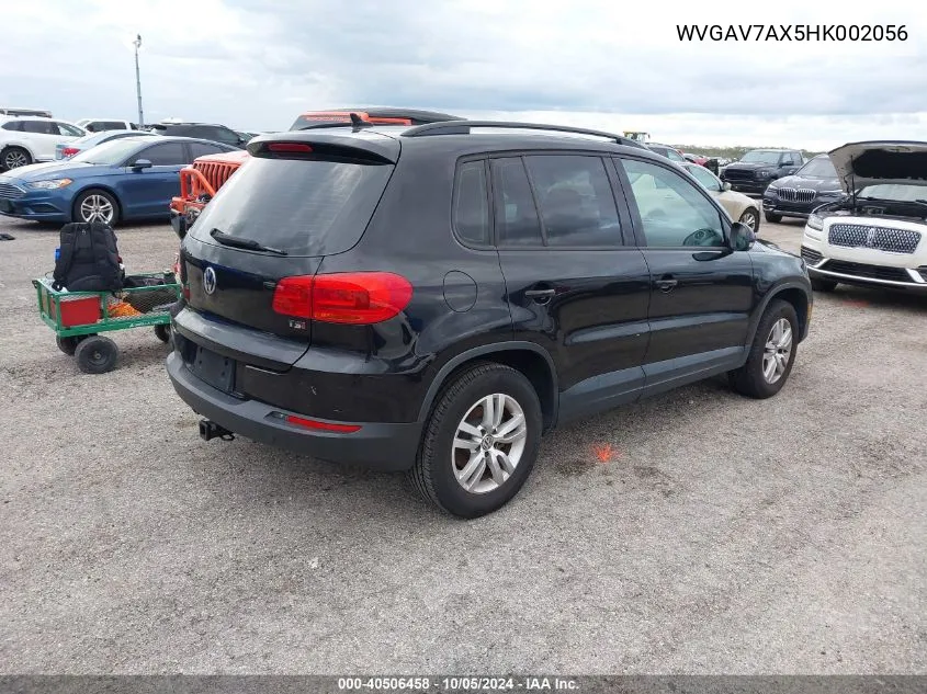 WVGAV7AX5HK002056 2017 Volkswagen Tiguan S/Limited